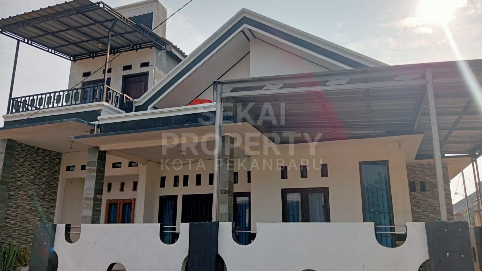 Dijual Rumah 2lt Siap Huni Jl.sakura
