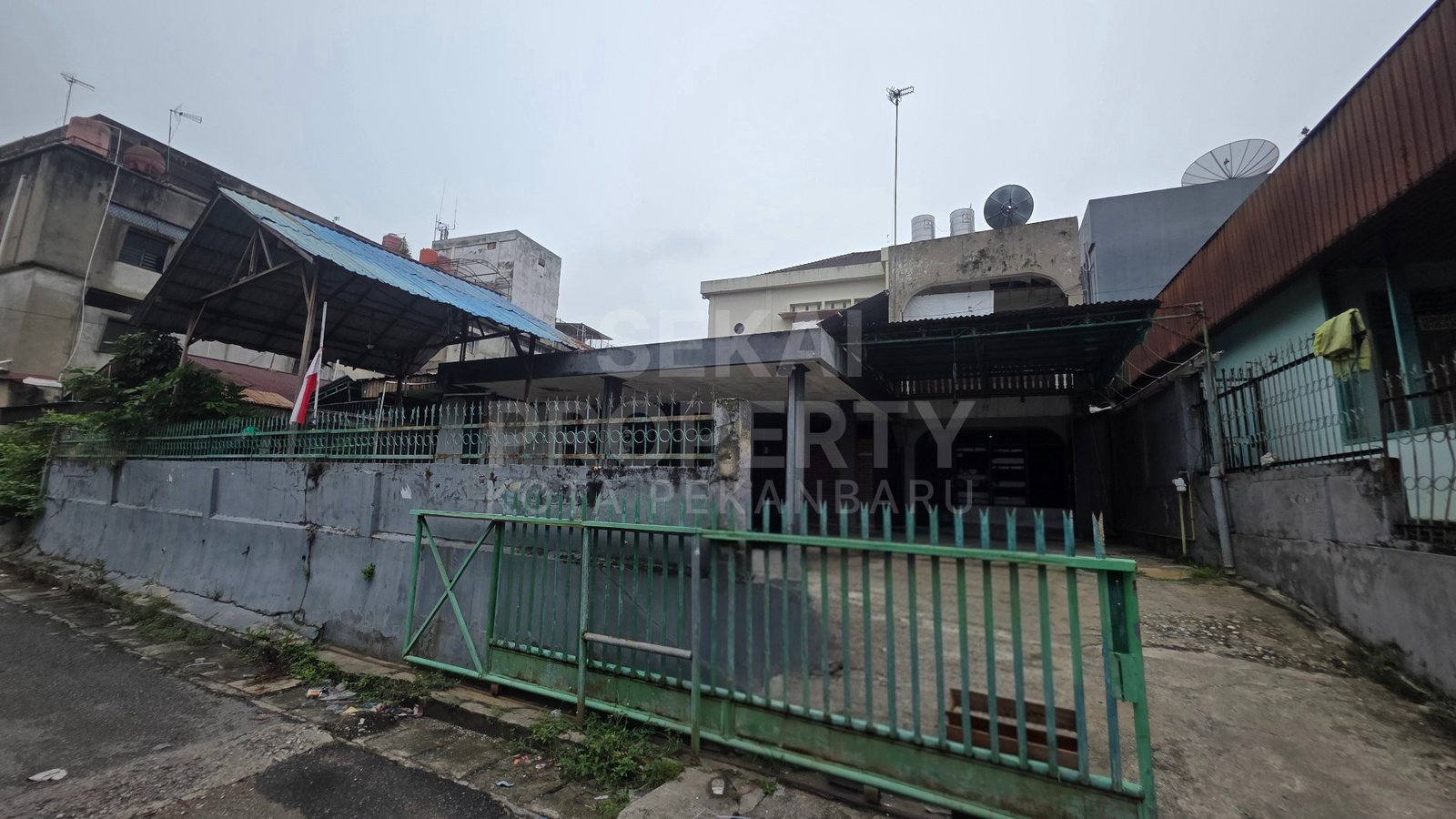 Dijual Rumah Bulatan Lokasi Jalan Setia Budi Tengah Kota Pekanbaru