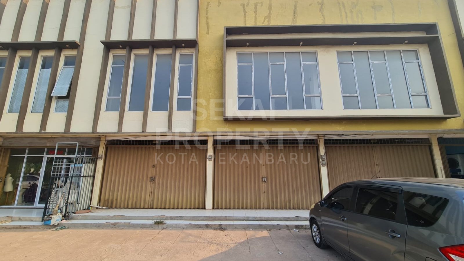 Disewa Ruko Gandeng 3 Unit Di Jl. Putri Hijau - Batam