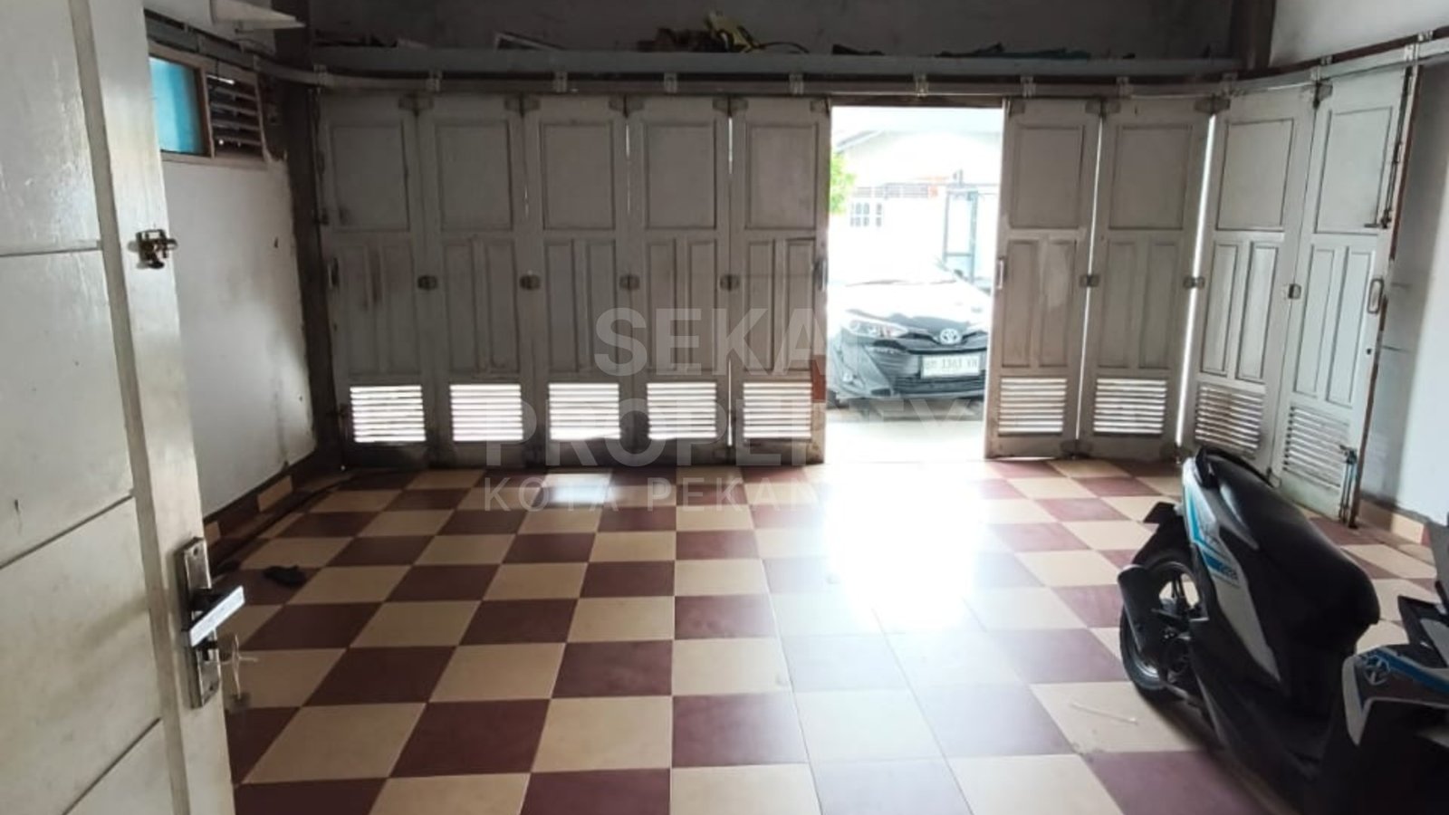 Dijual /disewa Rumah Mewah 2 Lantai Di Jl. Marsan - Panam