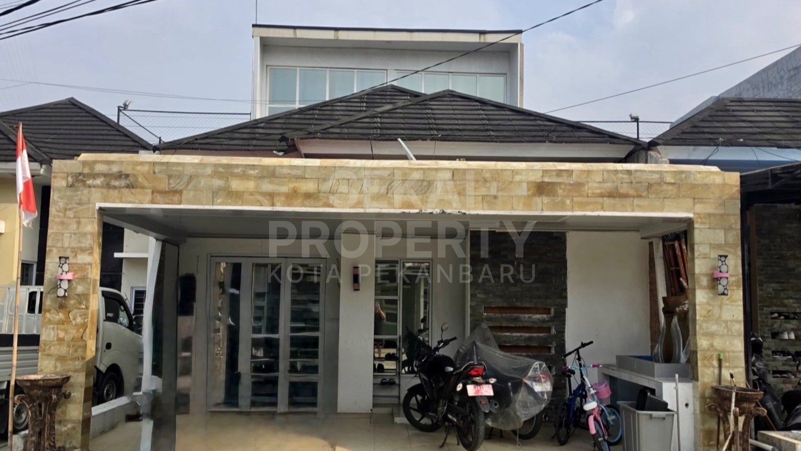 Dijual Rumah 2 Lt  Jl .pelita