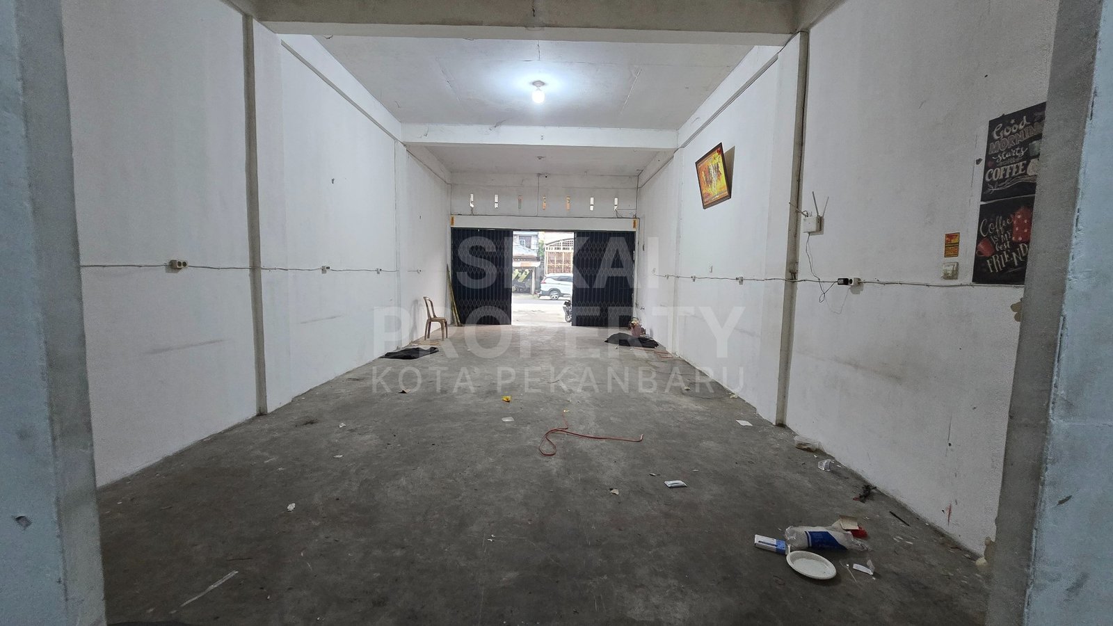 Disewakan Ruko 3lt Lokasi Jalan Lily Pekanbaru