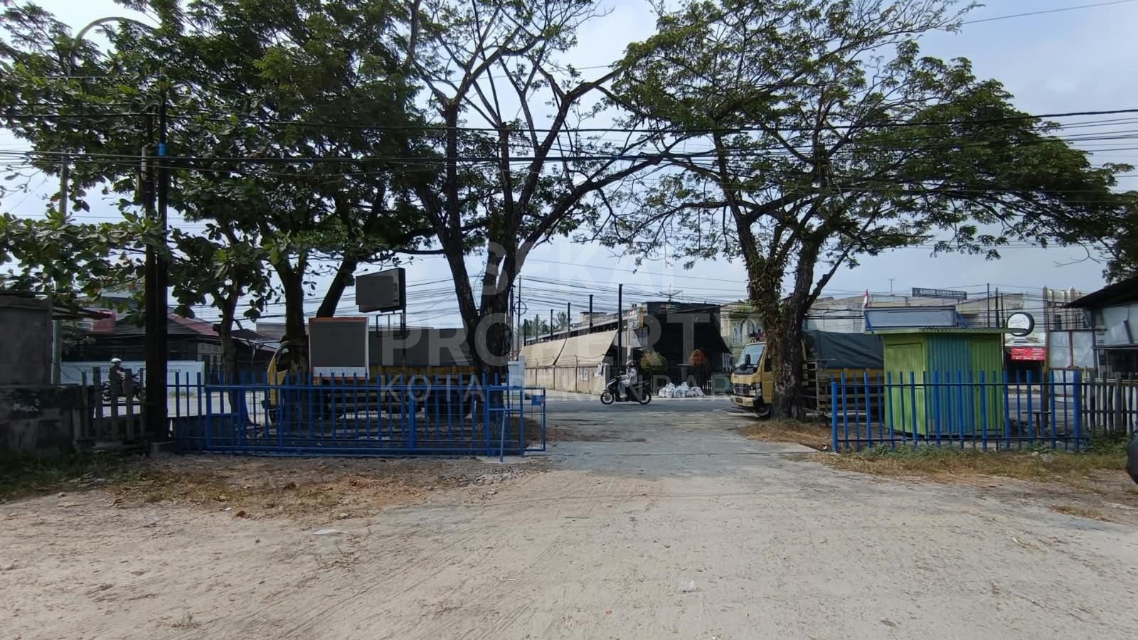Dijual Tanah Di Pinggir Jl. Garuda Sakti Km 1.5