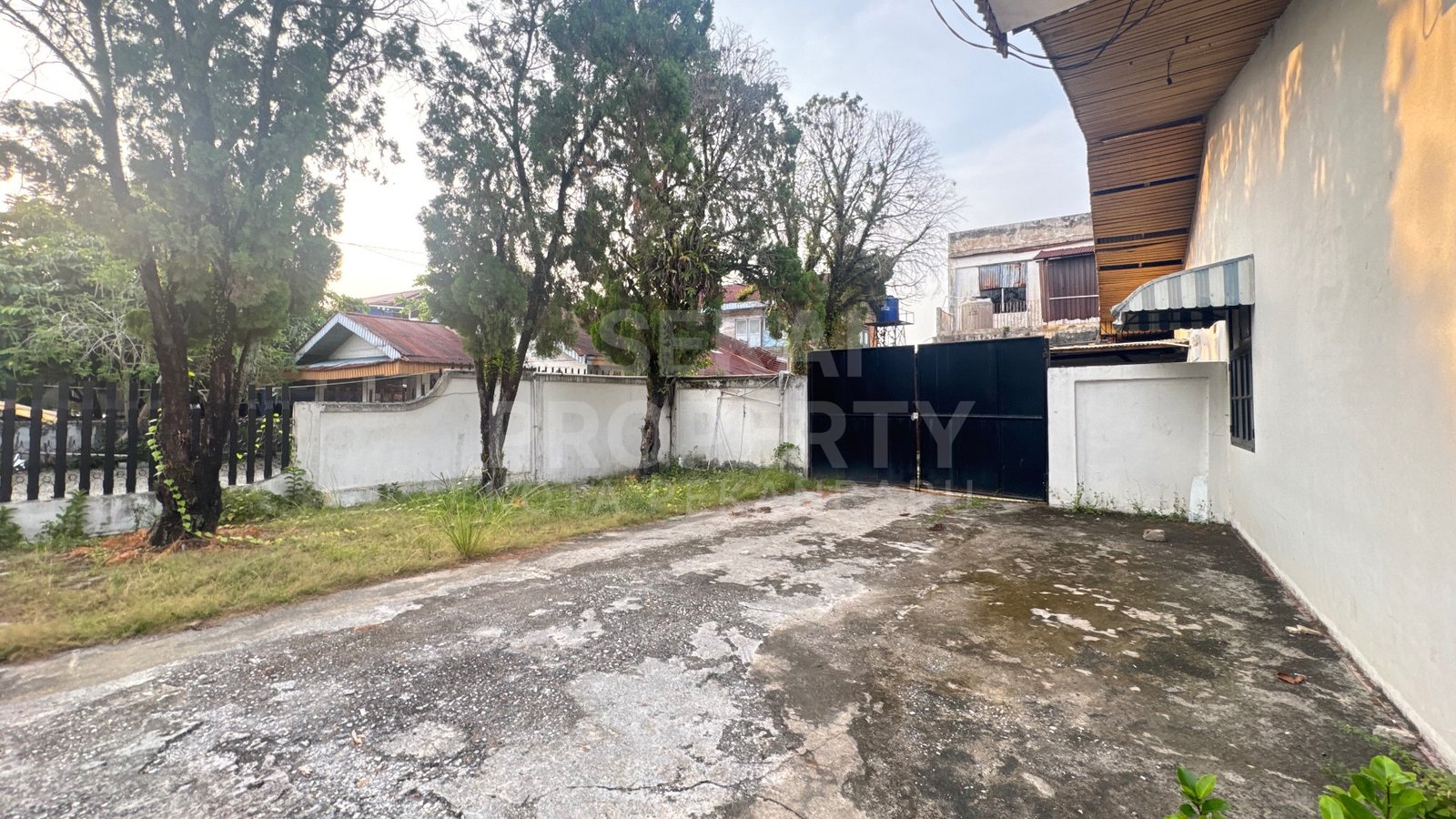 Dijual/ Disewakan Gedung Jl Sisingamangaraja