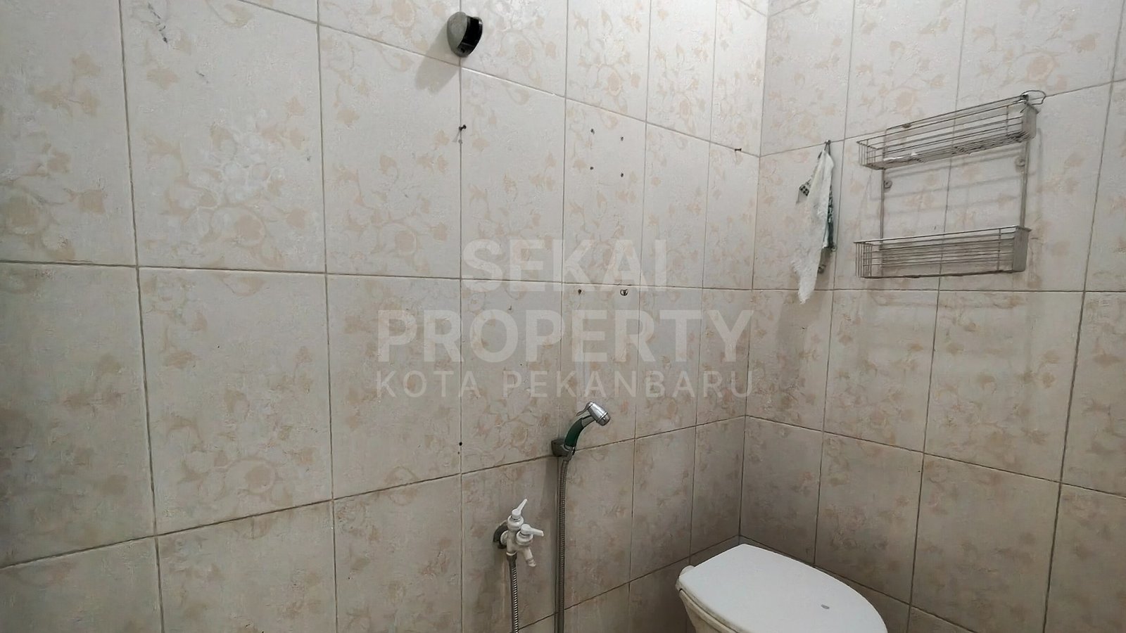 Lihat semua foto