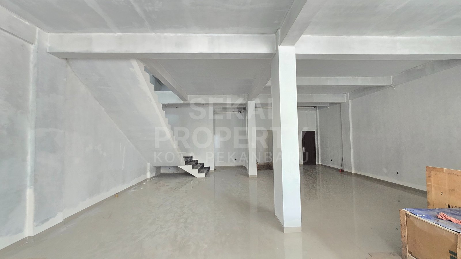 Dijual 2 Unit Ruko Gandeng 4 Lantai Baru Lokasi Jl.tuanku Tambusai-pekanbaru