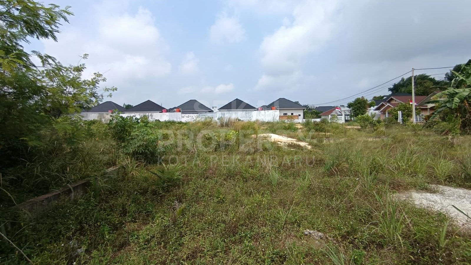 Dijual Tanah Di Garuda Sakti Km 4