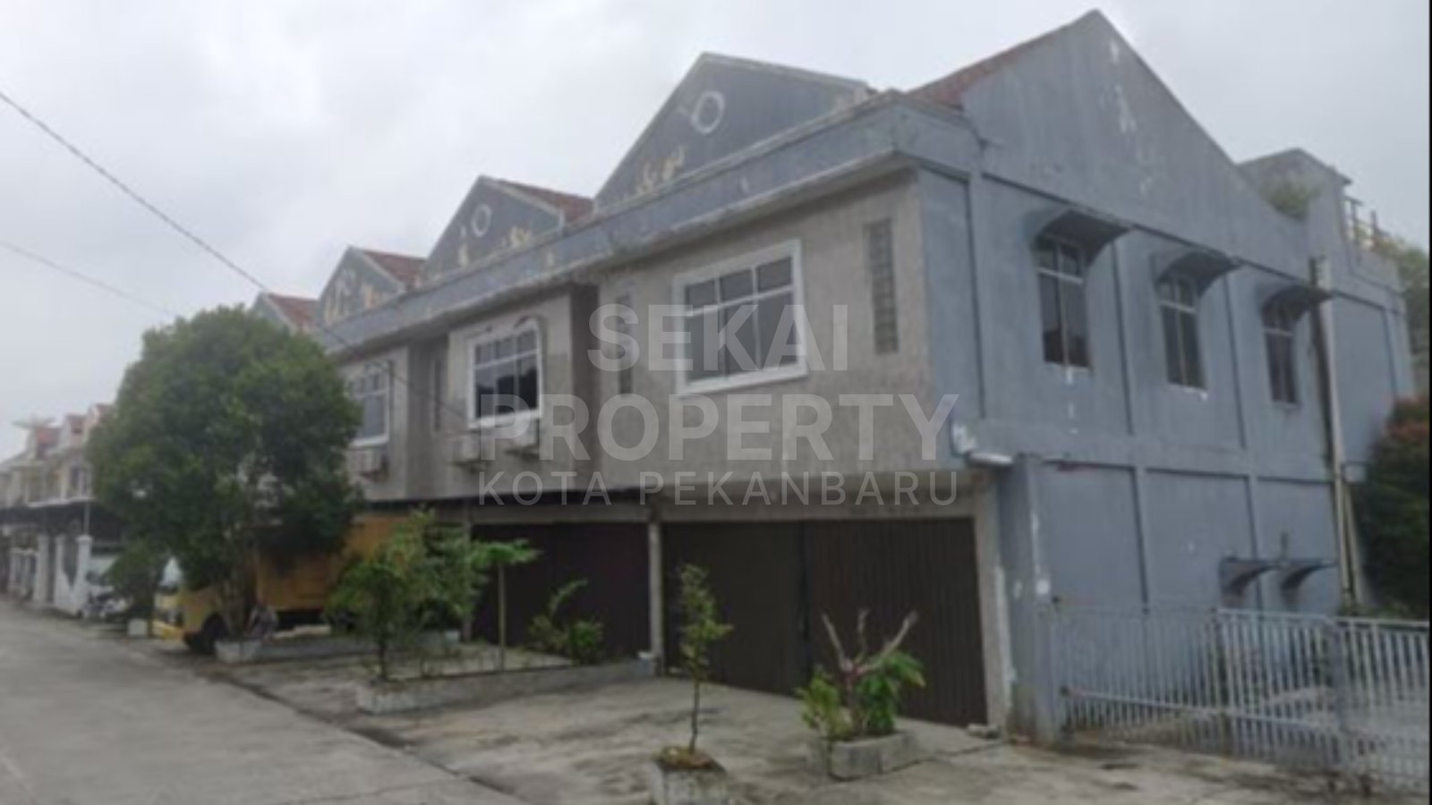 Dijual 4 Unit Ruko Gandeng Di Komplek Perukoan Jl. Tuanku Tambusai