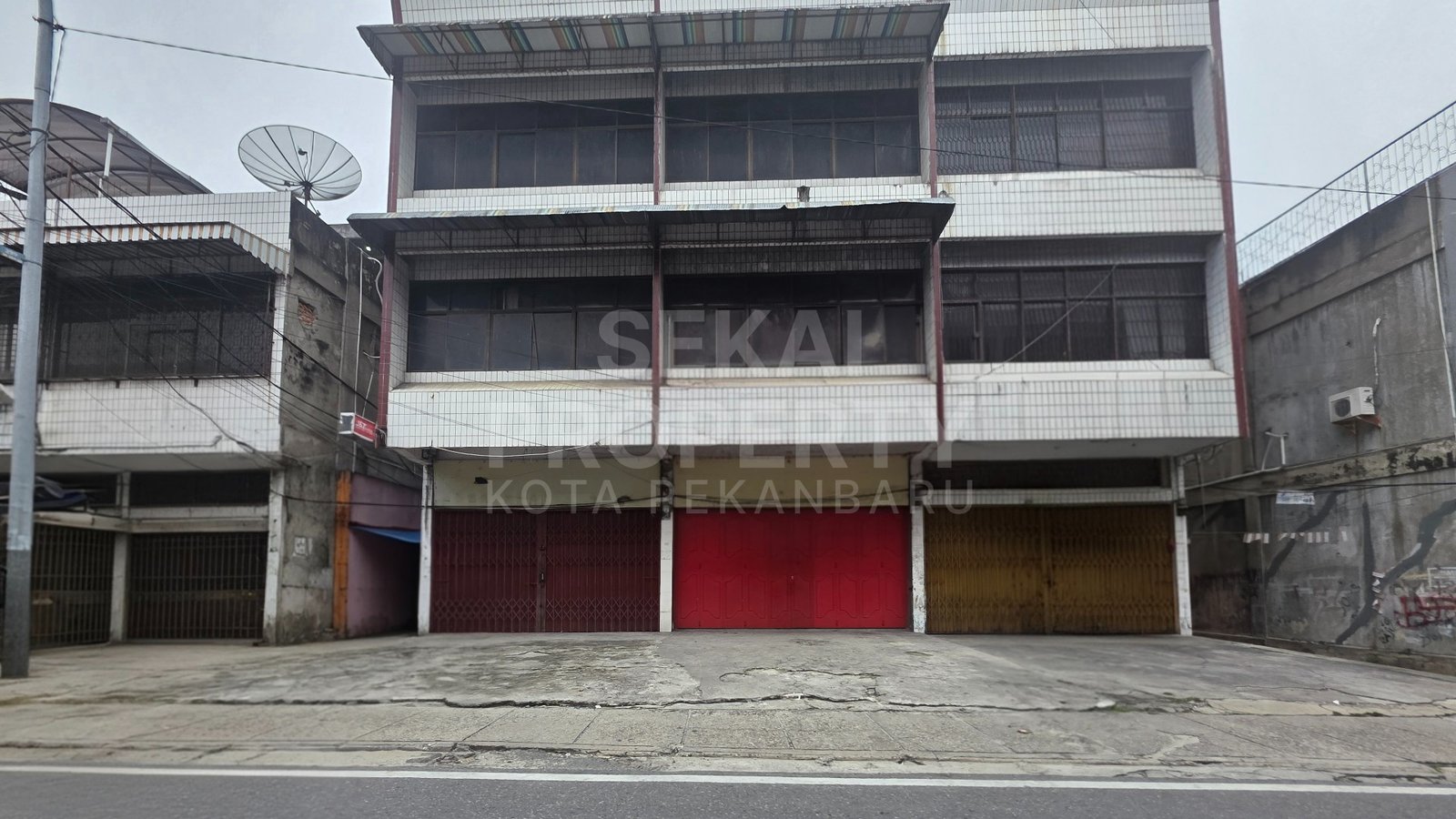 Dijual Ruko 2,5 Lantai Tepi Jalan Setia Budi Tengah Kota Pekanbaru