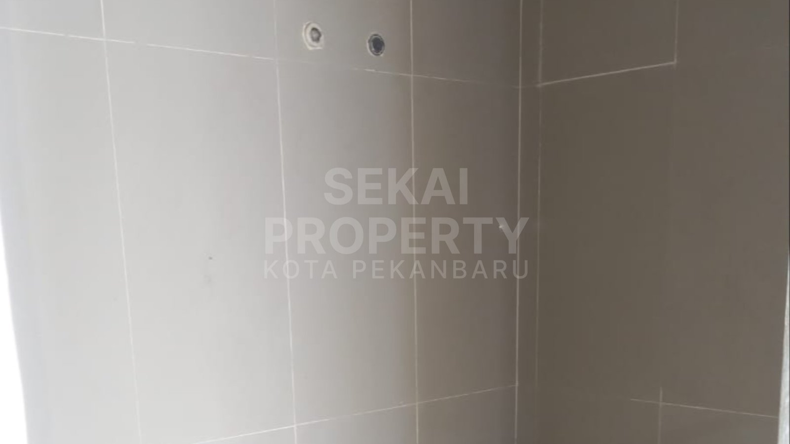 Lihat semua foto
