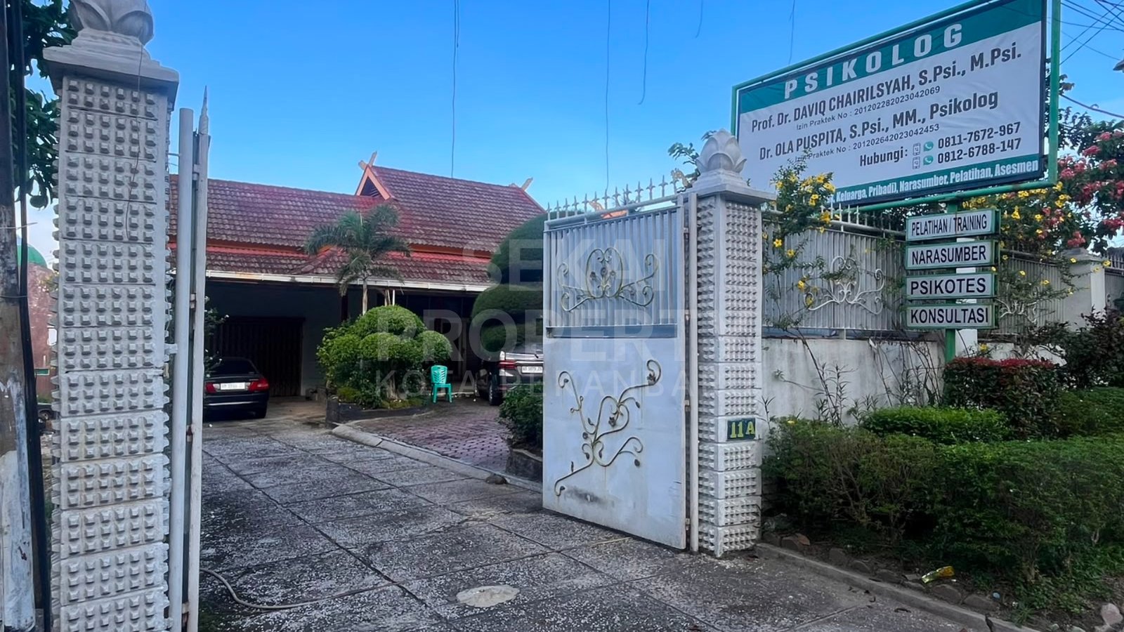 Dijual Rumah + Kos 33 Unit Semi Furnished Daerah Diponegoro
