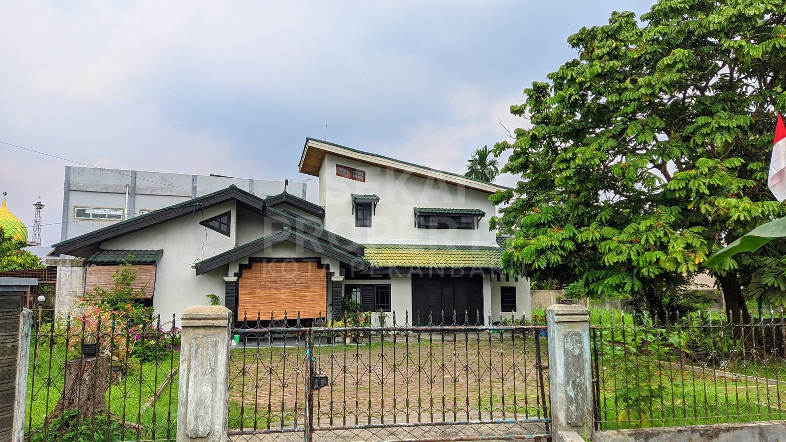 Dijual Tanah + Bangunan Jl.melur Ujung - Panam