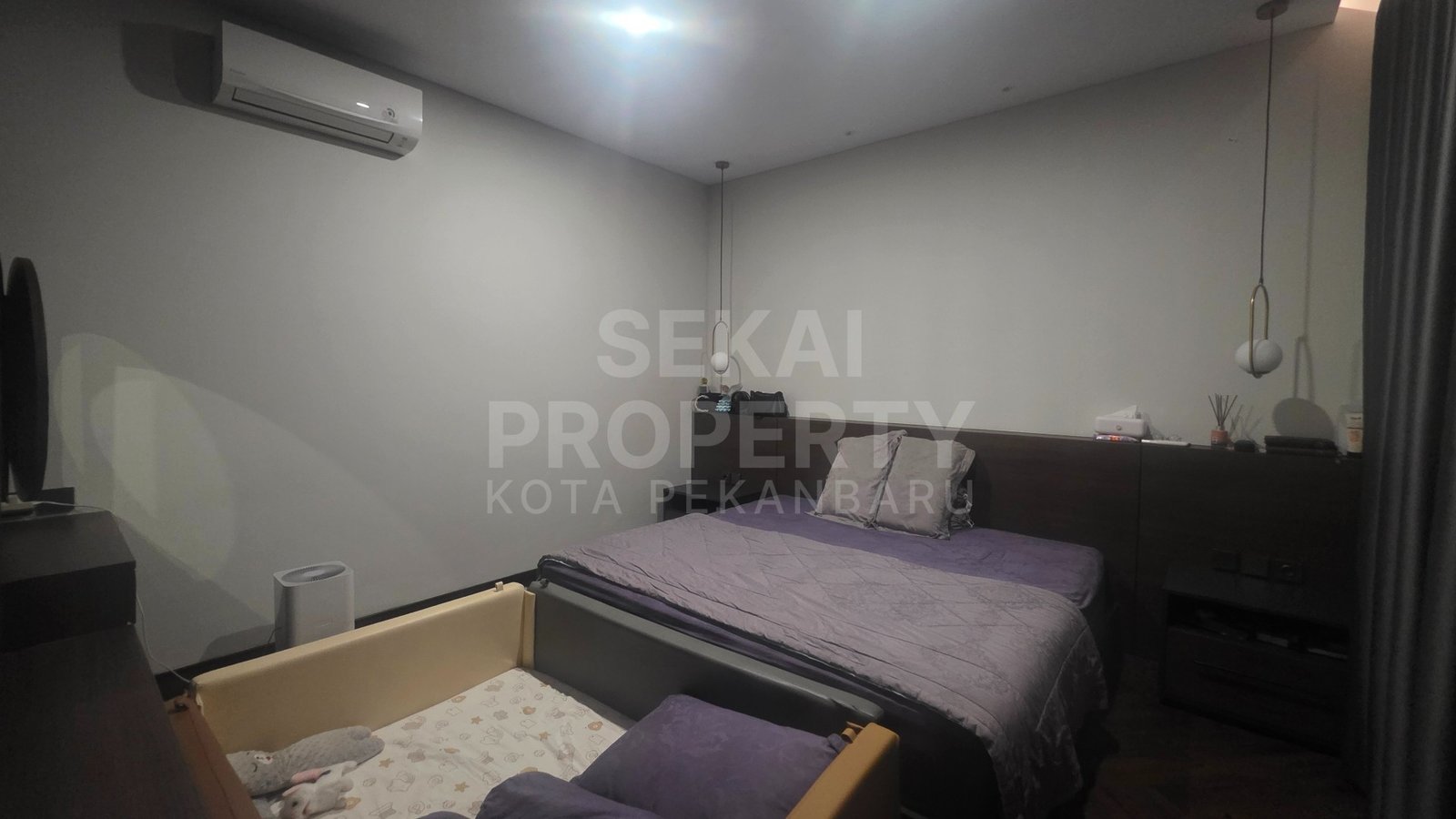 Lihat semua foto