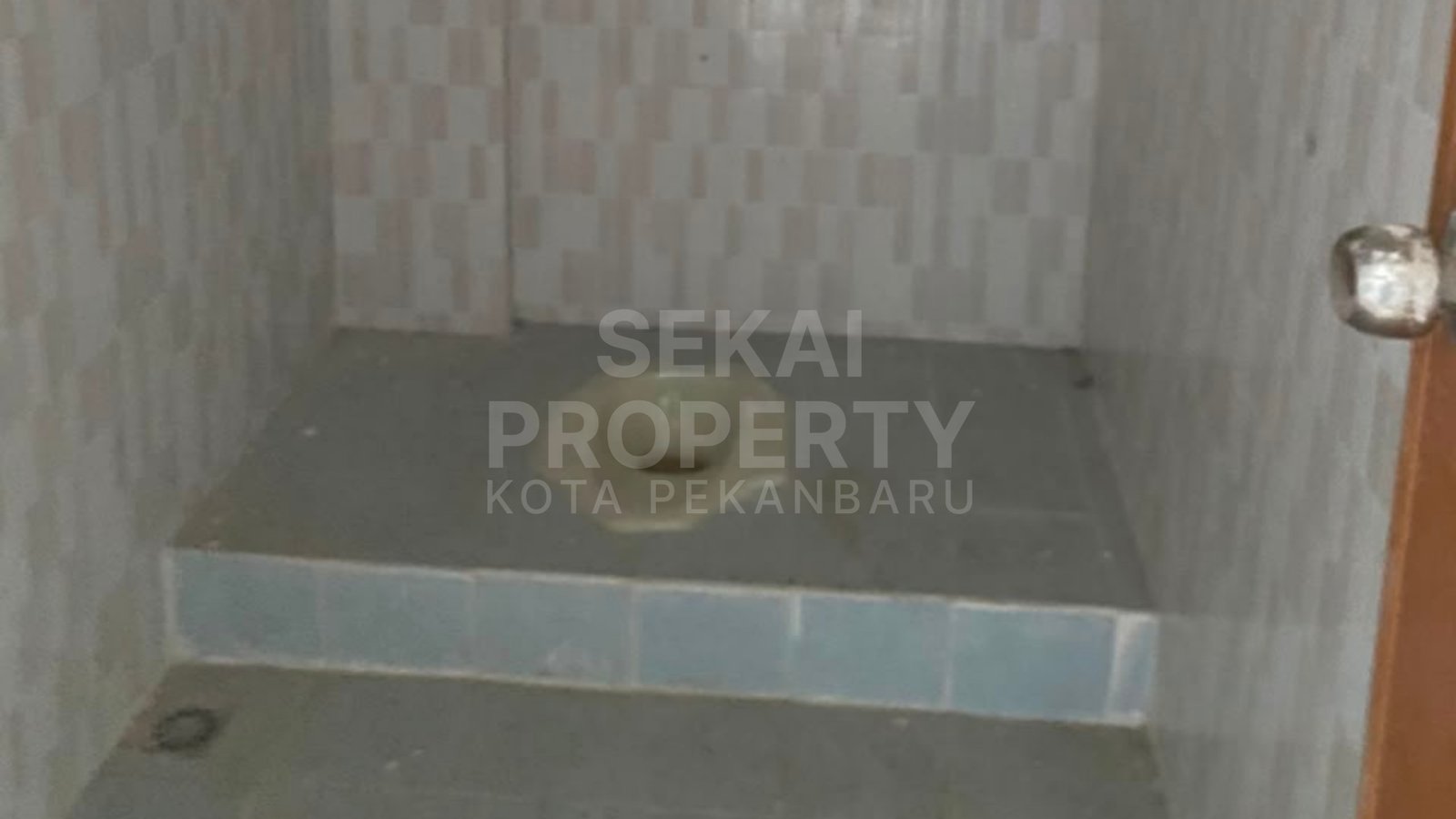 Lihat semua foto