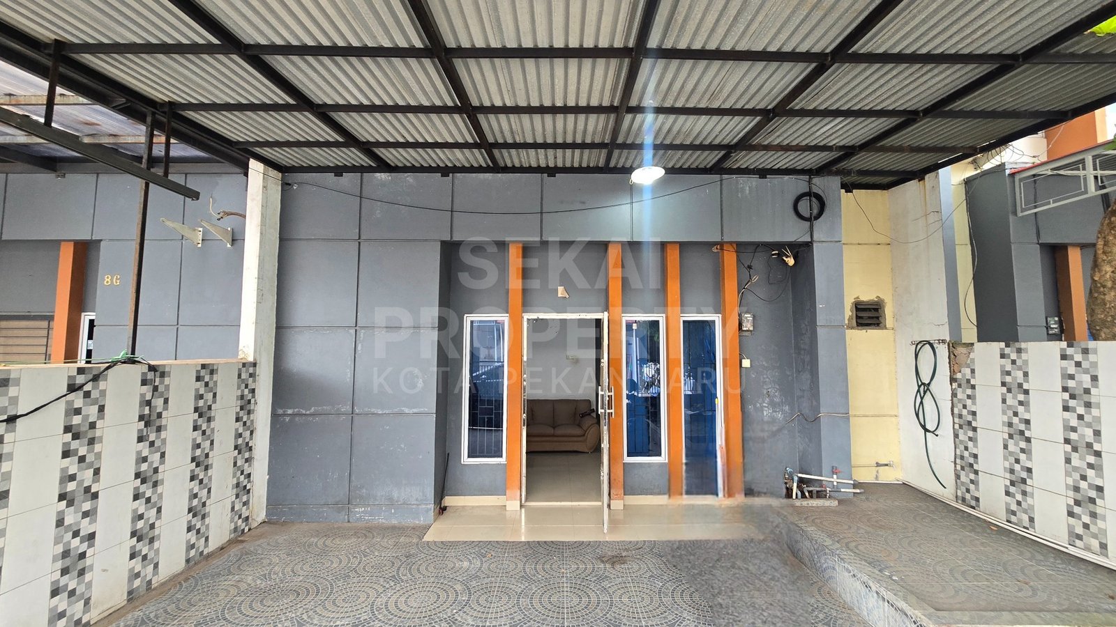 Disewakan Rumah Cluster 2 Lantai Dekat Jl. Mutiara