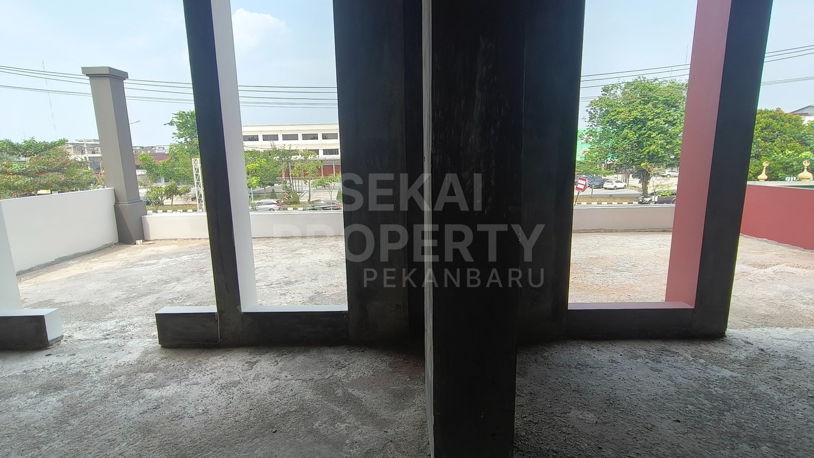 Lihat semua foto