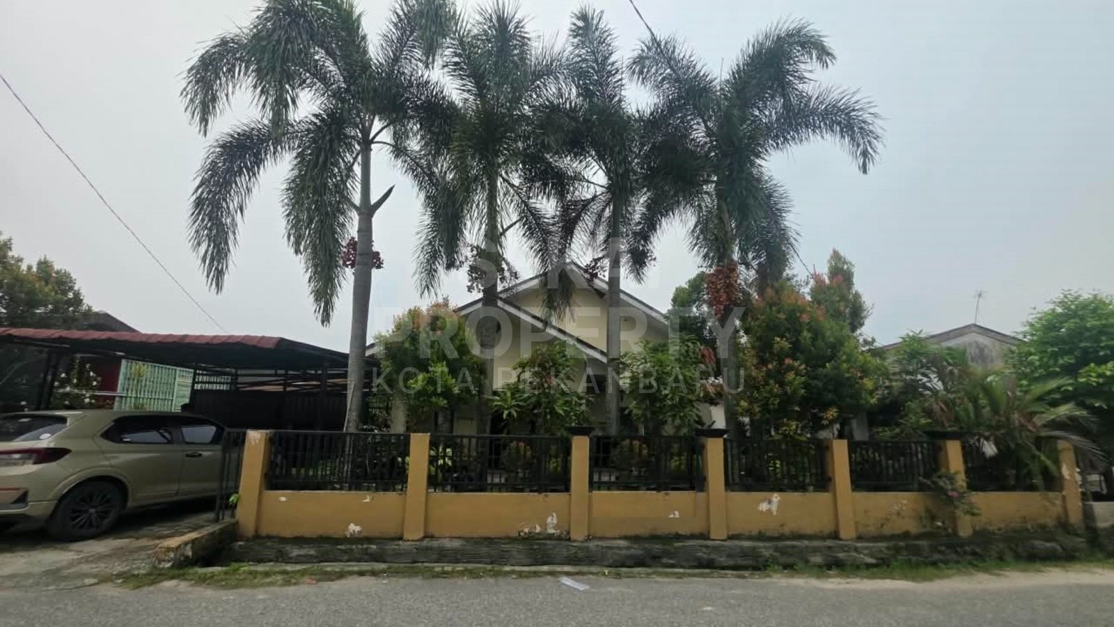 Dijual Rumah Bulatan Tepi Jalan Lokasi Jalan Yosudarso Rumbai Pekanbaru