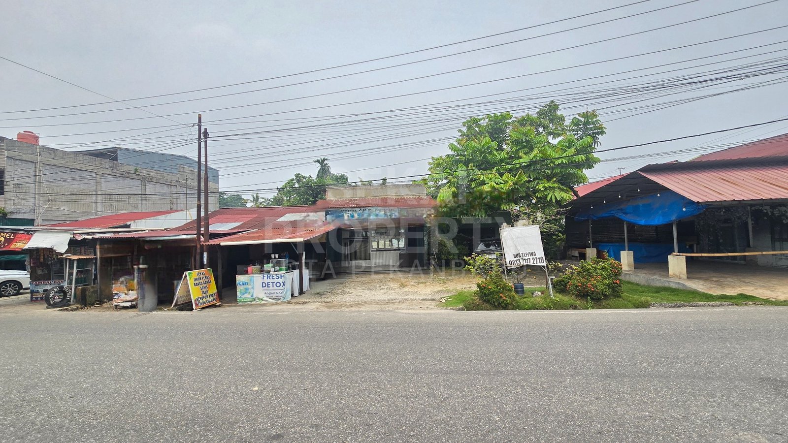 Dijual Sebidang Tanah Bonus Bangunan Dekat Jalan Hangtuah-pekanbaru